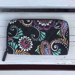 Vero Bradley wallet